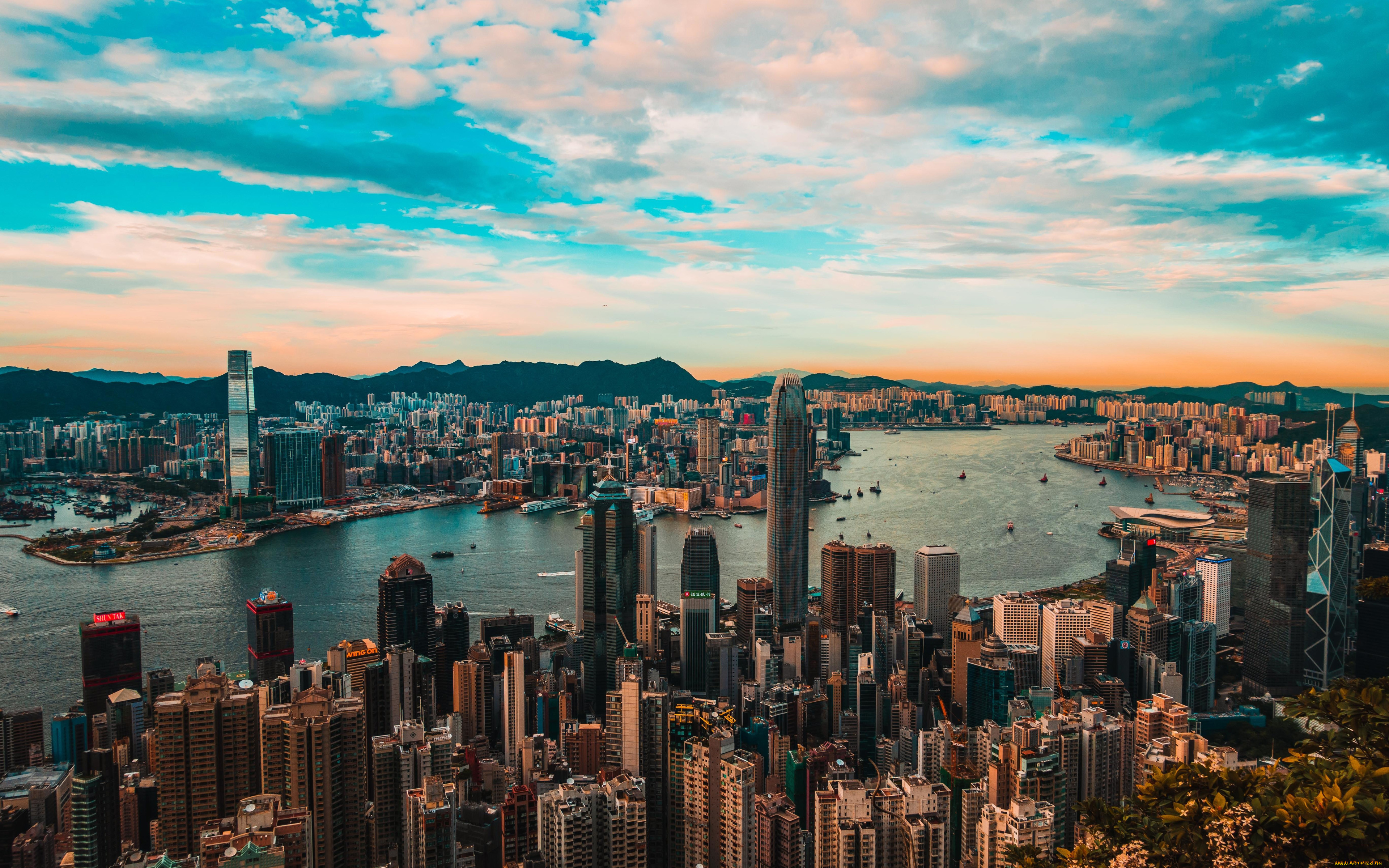 Обои Города Гонконг (Китай), обои для рабочего стола, фотографии города,  гонконг , китай, гонконг, вечером, 4k, мегаполис, небоскребы, современные,  здания, азиатские Обои для рабочего стола, скачать обои картинки заставки  на рабочий стол.
